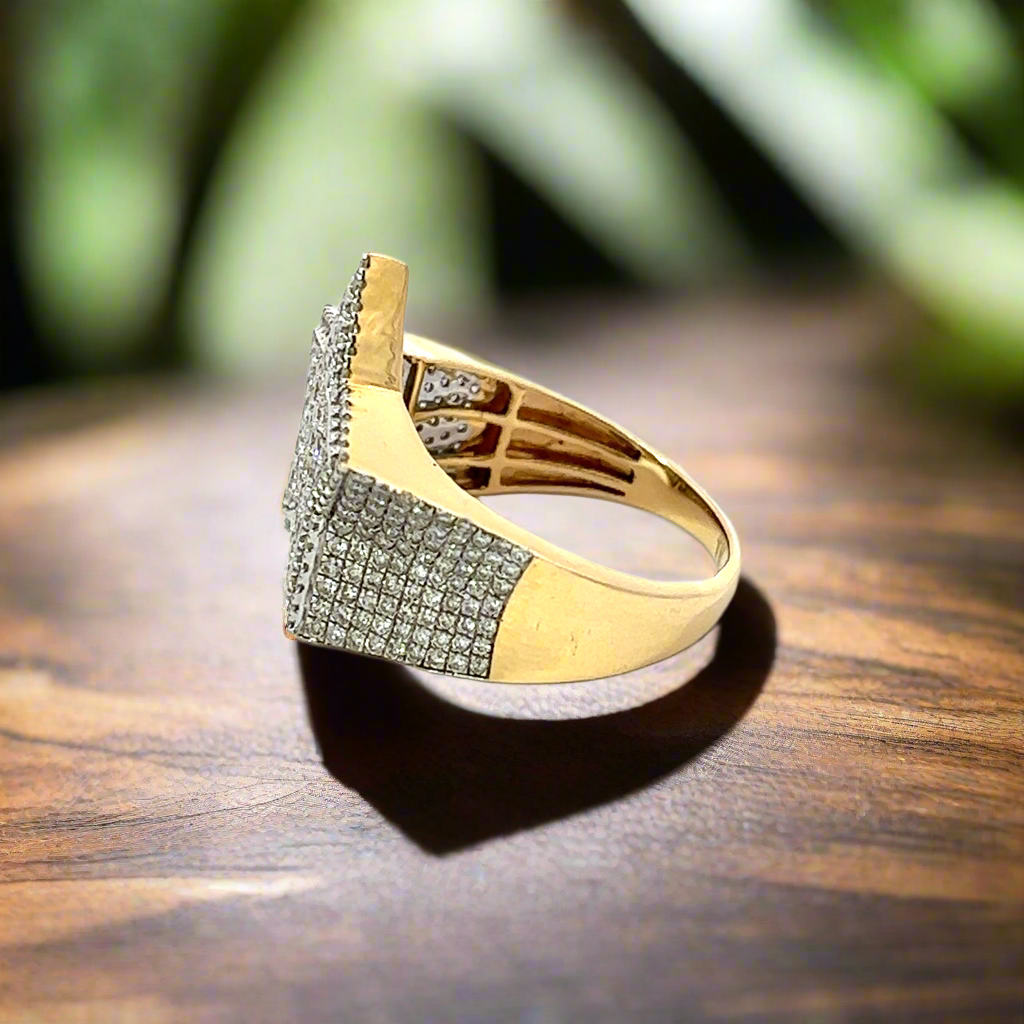 10k Two Tone Star Diamond Ring